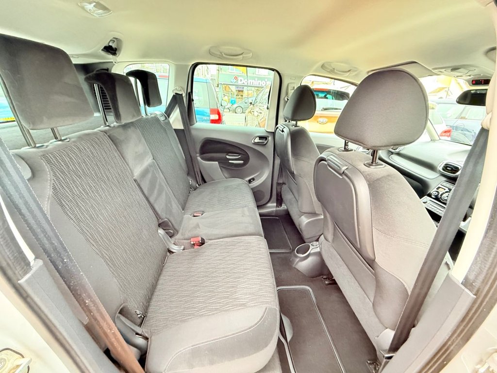 Used Citroen C3 Picasso 2015 for sale - 77499236: Photo 19