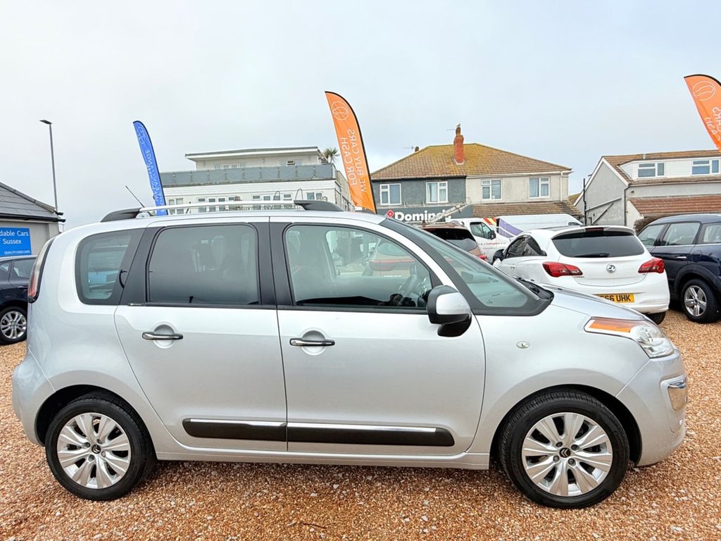 Used Citroen C3 Picasso 2015 for sale - 77499236: Photo 2