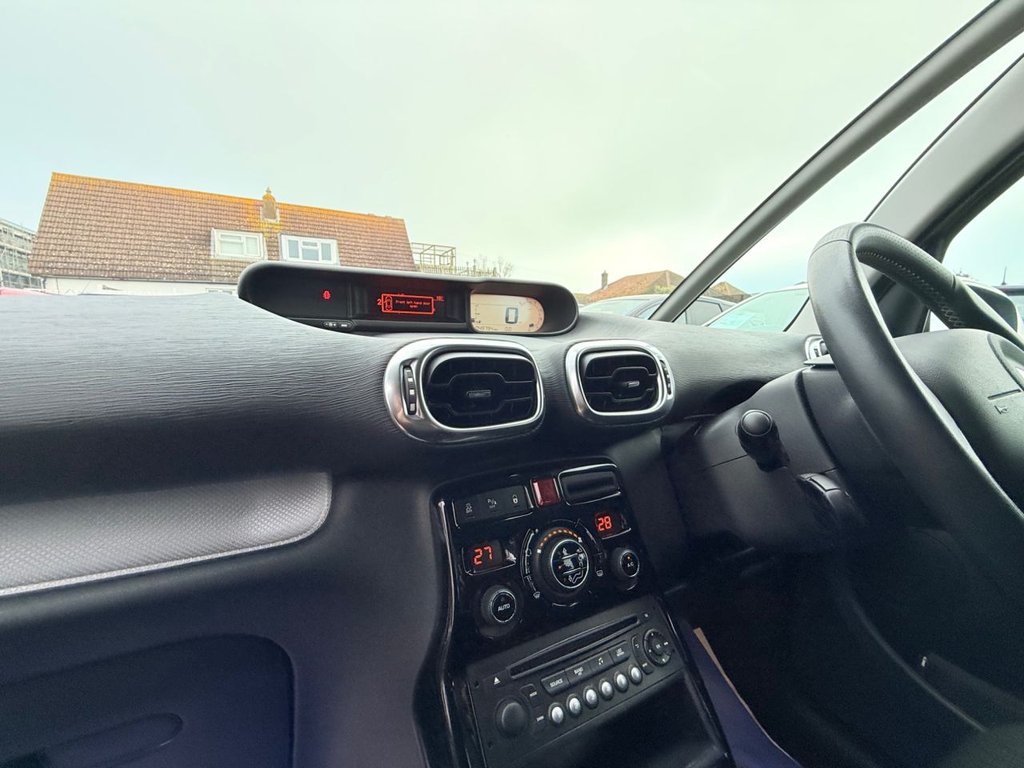 Used Citroen C3 Picasso 2015 for sale - 77499236: Photo 26