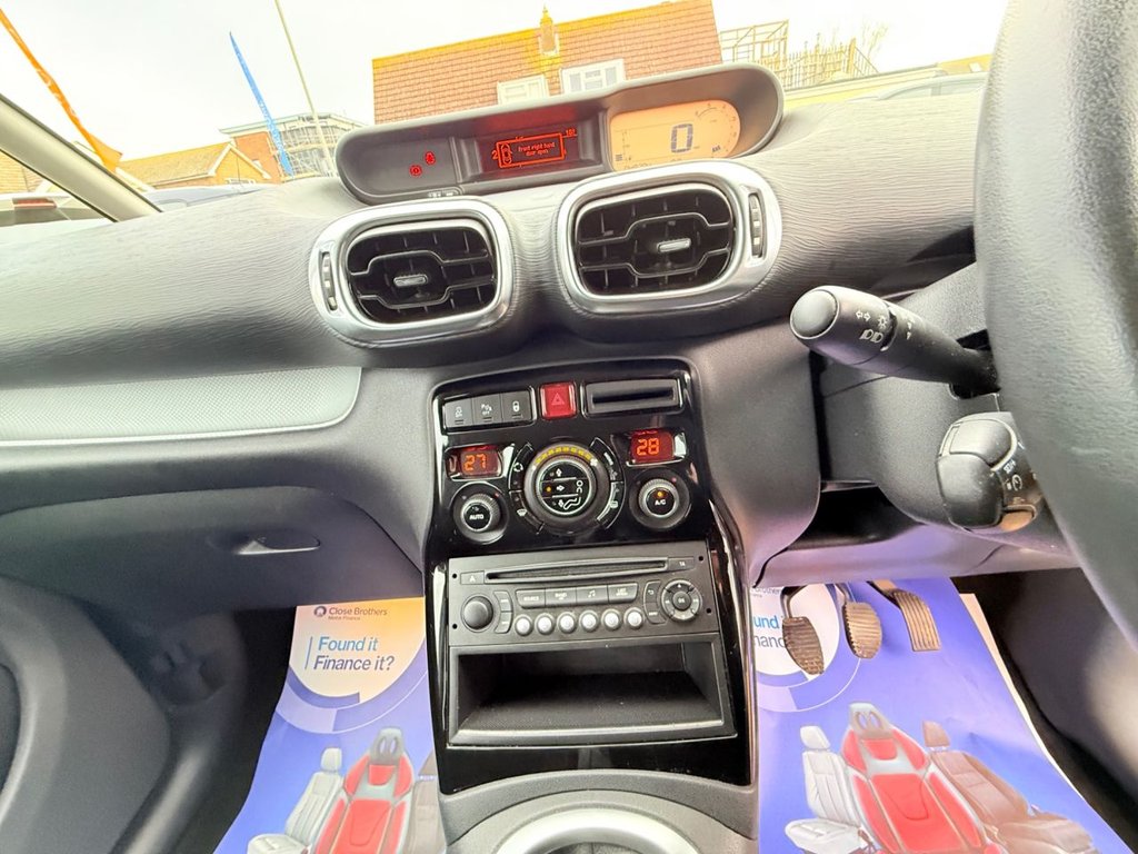 Used Citroen C3 Picasso 2015 for sale - 77499236: Photo 29