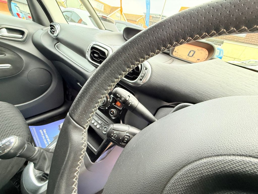 Used Citroen C3 Picasso 2015 for sale - 77499236: Photo 33