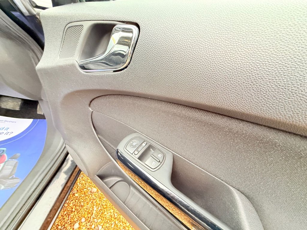 Used Vauxhall Corsa 2014 for sale - 77703643: Photo 19