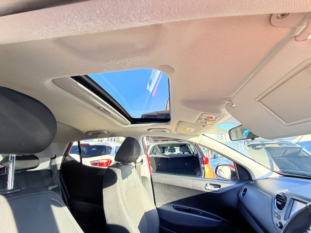 Used Hyundai i10 2018 for sale - 77583409: Photo 12