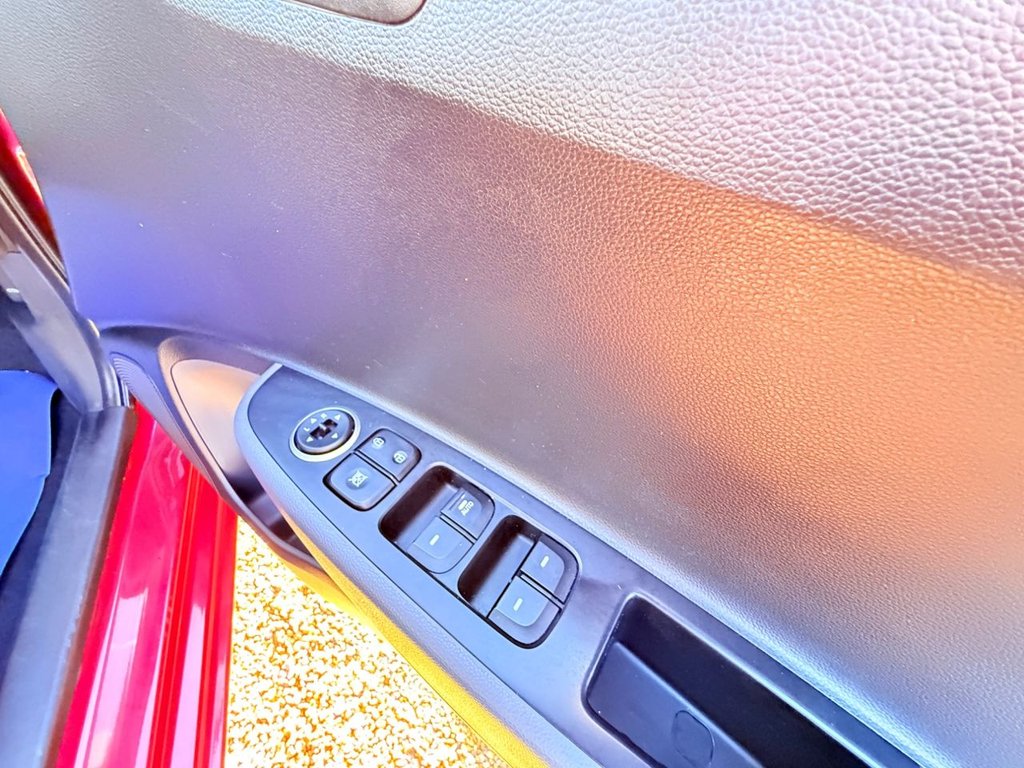 Used Hyundai i10 2018 for sale - 77583409: Photo 16