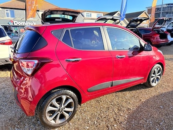 Used Hyundai i10 2018 for sale - 77583409: Photo