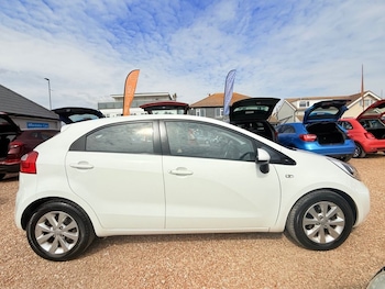 Used Kia Rio 2014 for sale - 79550237: Photo