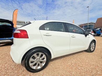 Used Kia Rio 2014 for sale - 79550237: Photo