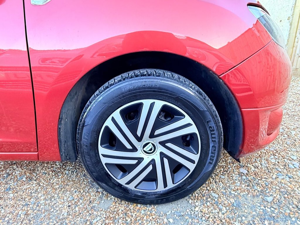 Used Dacia Sandero 2016 for sale - 77096711: Photo 15