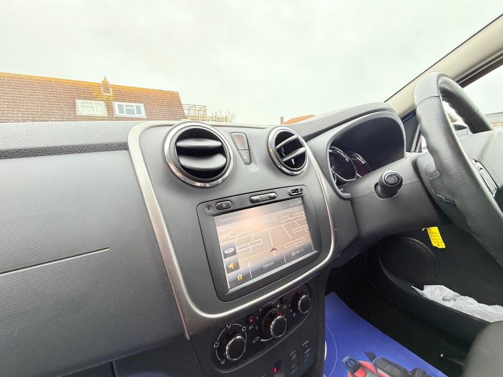 Used Dacia Sandero Stepway 2014 for sale - 77139640: Photo 26