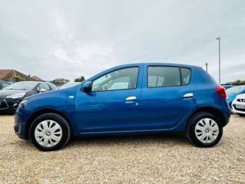 Used Dacia Sandero 2013 for sale - 74833757: Photo