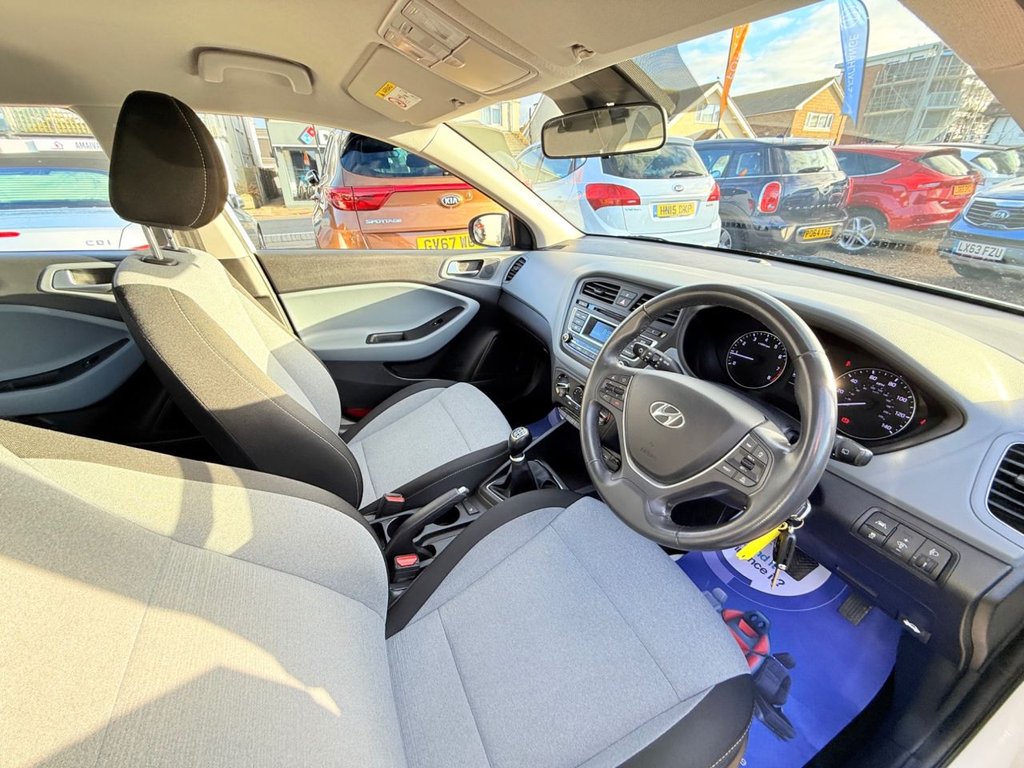 Used Hyundai i20 2017 for sale - 77558069: Photo 17