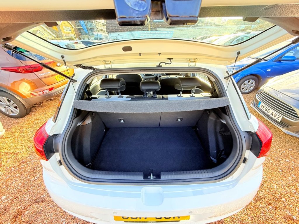 Used Hyundai i20 2017 for sale - 77558069: Photo 19