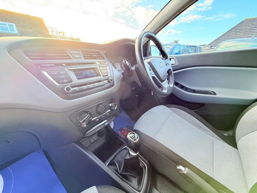 Used Hyundai i20 2017 for sale - 77558069: Photo 28