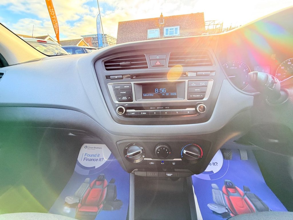 Used Hyundai i20 2017 for sale - 77558069: Photo 32