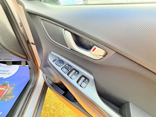 Used Hyundai KONA 2018 for sale - 75923960: Photo 14