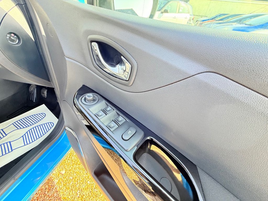 Used Renault Captur 2016 for sale - 77765683: Photo 19