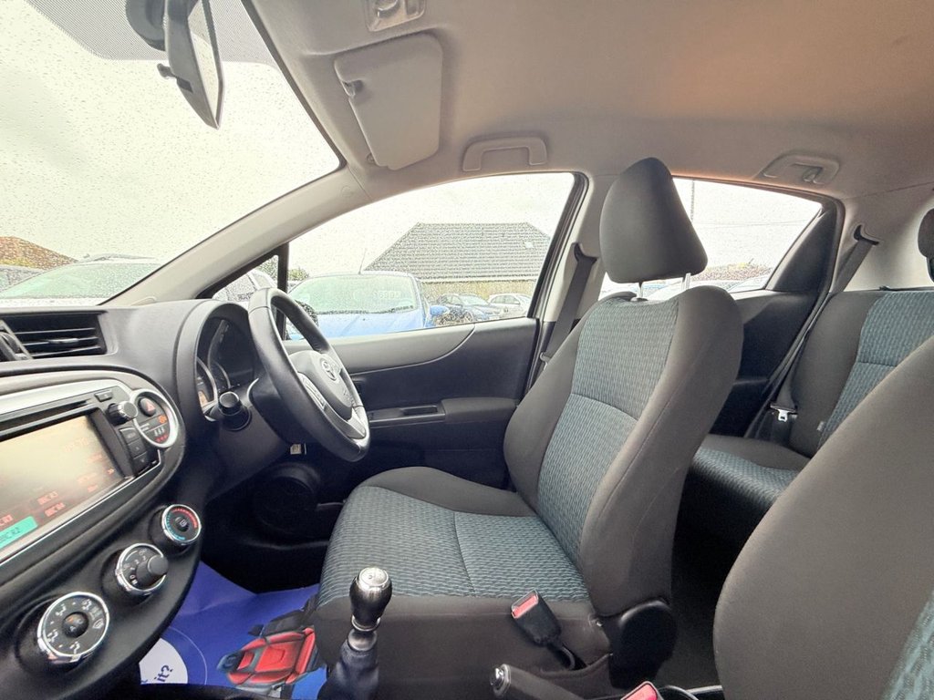 Used Toyota Yaris 2012 for sale - 76751071: Photo 26