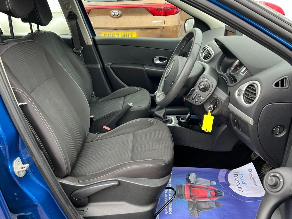 Used Renault Clio 2010 for sale - 77621827: Photo 14