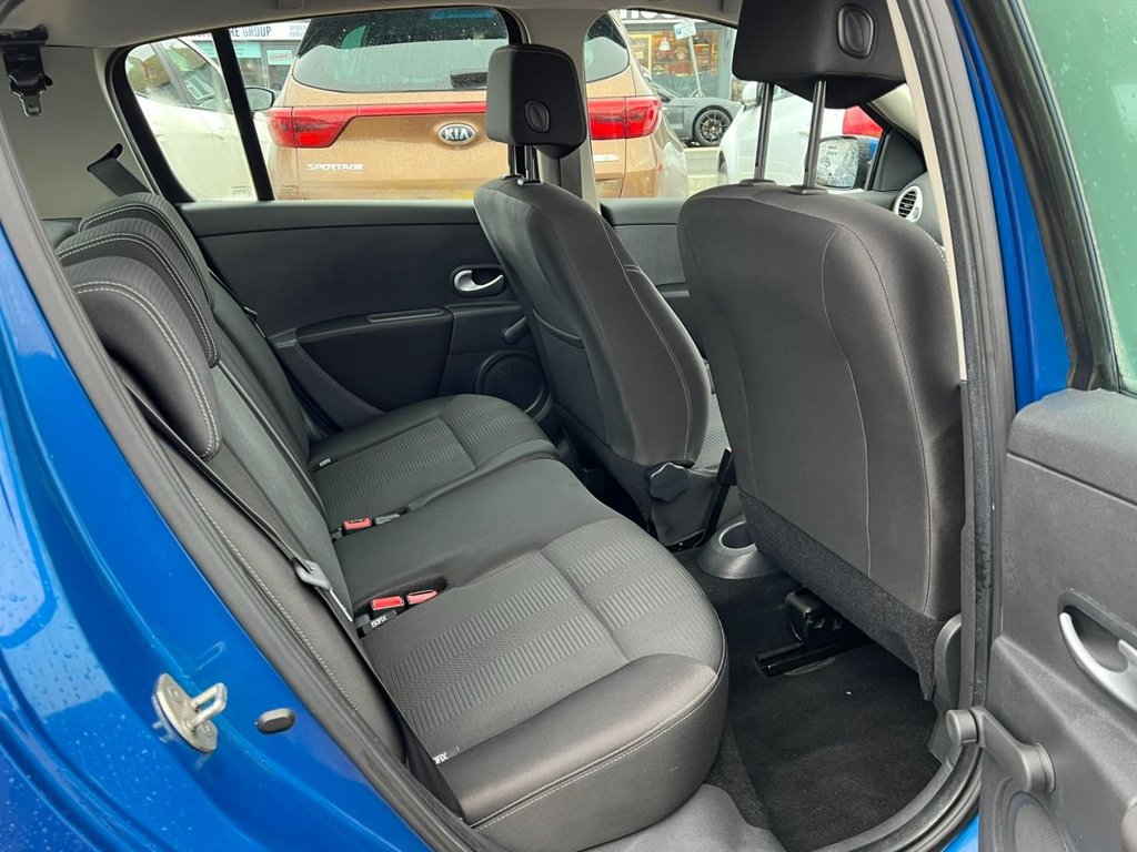 Used Renault Clio 2010 for sale - 77621827: Photo 16