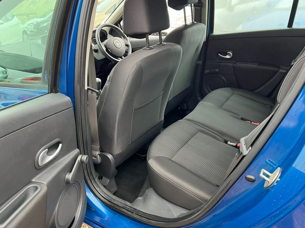 Used Renault Clio 2010 for sale - 77621827: Photo 20