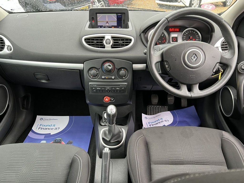 Used Renault Clio 2010 for sale - 77621827: Photo 23