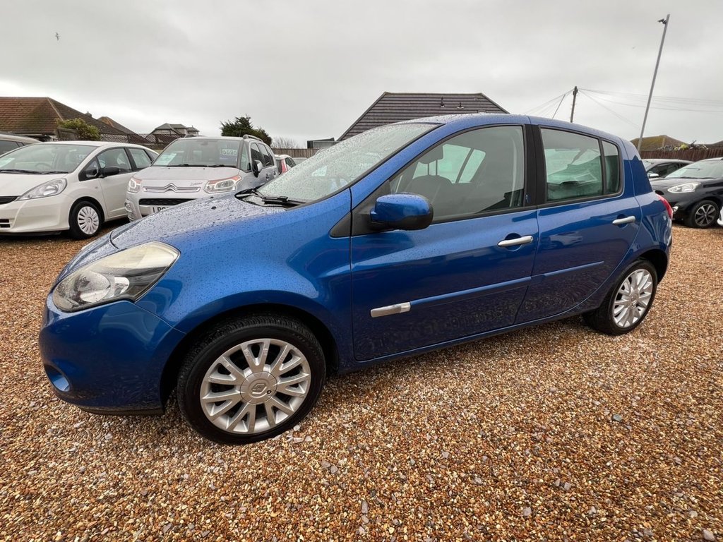 Used Renault Clio 2010 for sale - 77621827: Photo 8