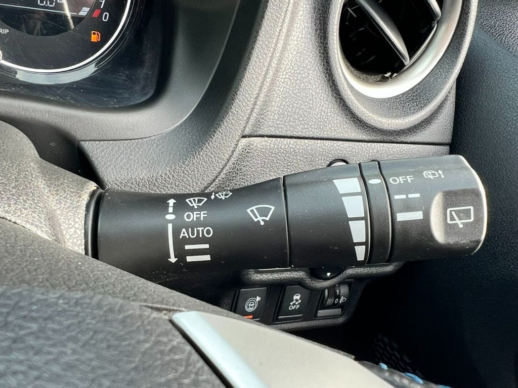 Used Nissan Note 2015 for sale - 76900679: Photo 35