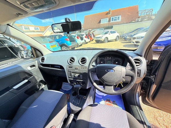 Used Ford Fusion 2010 for sale - 75693306: Photo 18