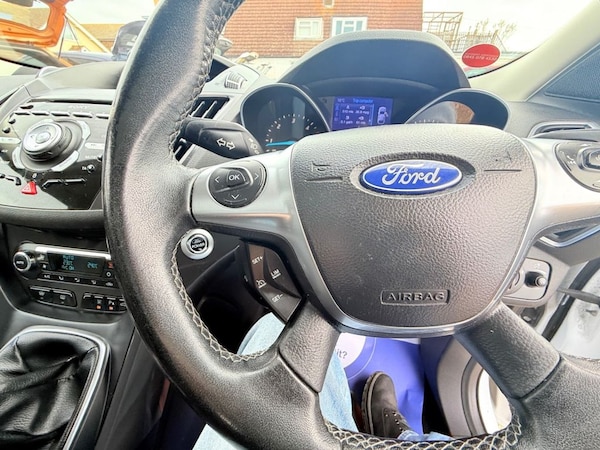 Used Ford Kuga 2013 for sale - 76202919: Photo 46