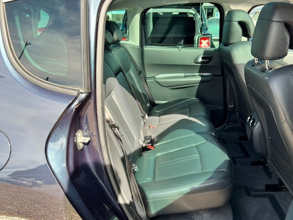 Used Peugeot 3008 2015 for sale - 76068763: Photo 26