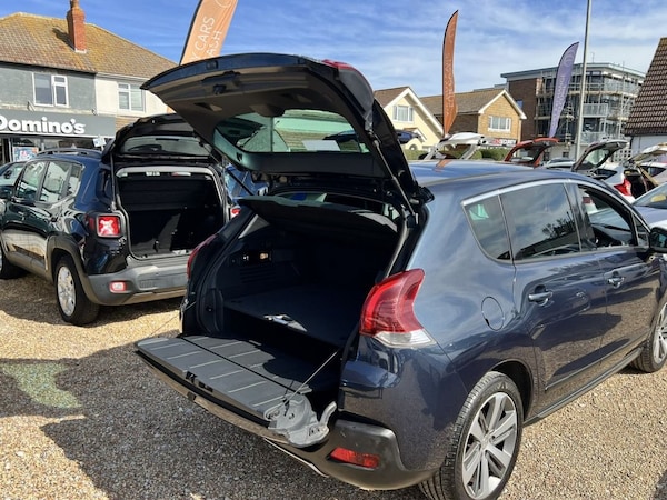 Used Peugeot 3008 2015 for sale - 76068763: Photo 32
