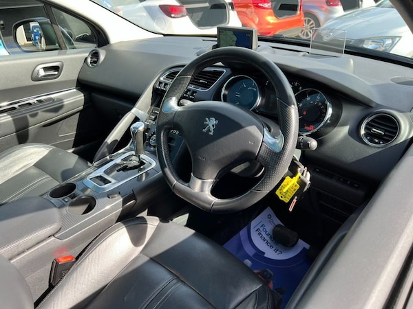 Used Peugeot 3008 2015 for sale - 76068763: Photo 42
