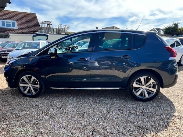 Used Peugeot 3008 2015 for sale - 76068763: Photo 9
