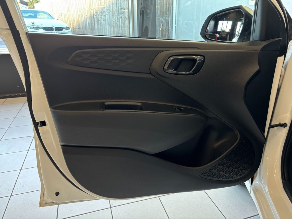 Used Hyundai i10 2021 for sale - 77226568: Photo 38