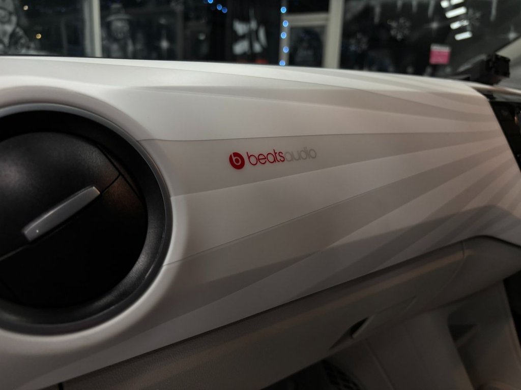 Used Volkswagen up! 2018 for sale - 77037644: Photo 37