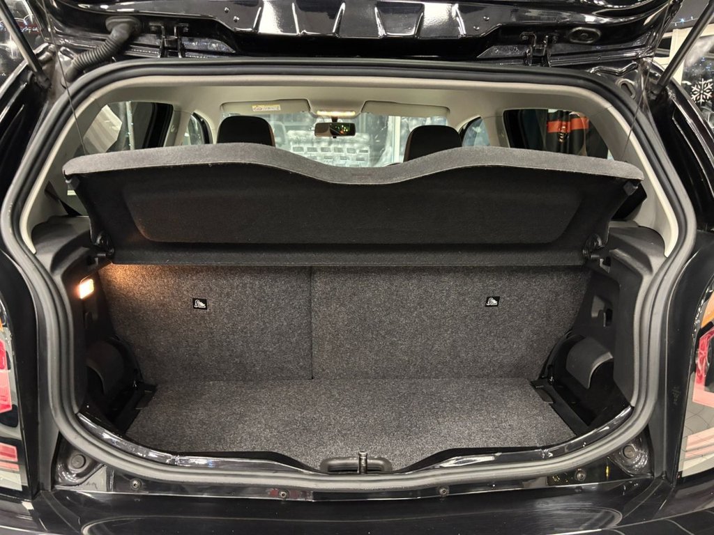 Used Volkswagen up! 2018 for sale - 77037644: Photo 41