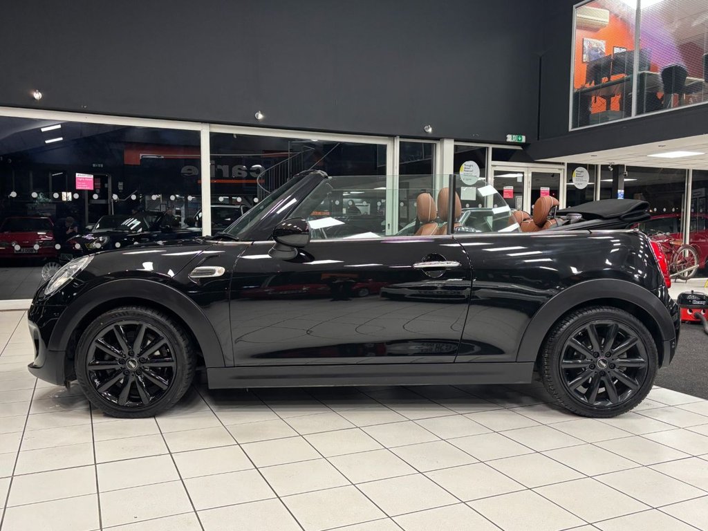 Used MINI Convertible 2018 for sale - 76724906: Photo 13