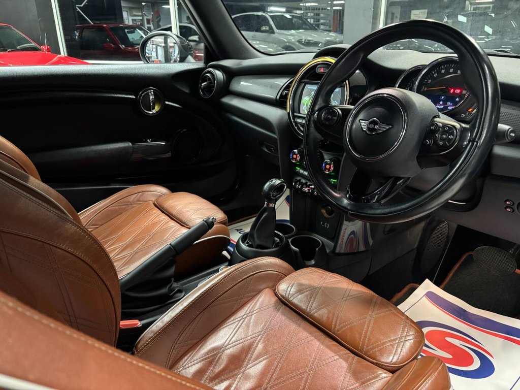 Used MINI Convertible 2018 for sale - 76724906: Photo 28