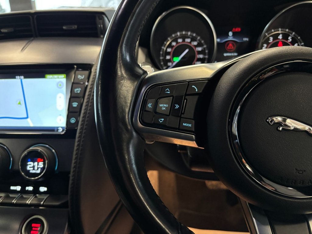 Used Jaguar F-Type 2017 for sale - 76985978: Photo 36