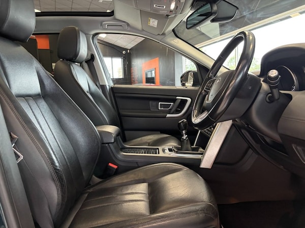 Used Land Rover Discovery Sport 2016 for sale - 76266600: Photo 22