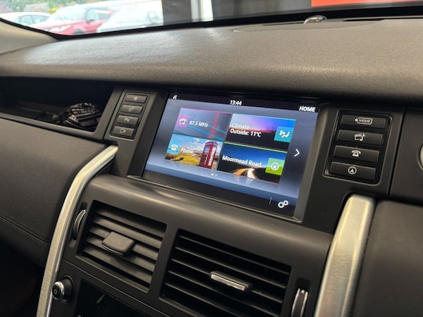 Used Land Rover Discovery Sport 2016 for sale - 76266600: Photo 30