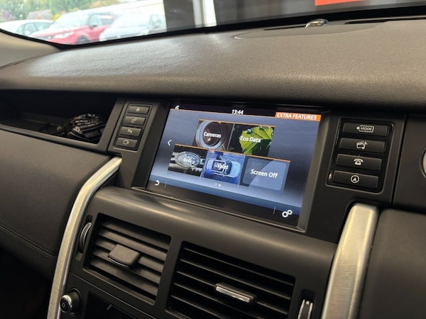 Used Land Rover Discovery Sport 2016 for sale - 76266600: Photo 31
