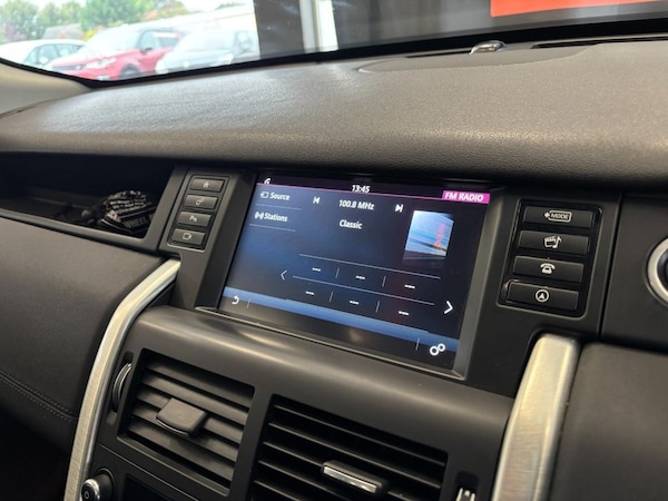 Used Land Rover Discovery Sport 2016 for sale - 76266600: Photo 34
