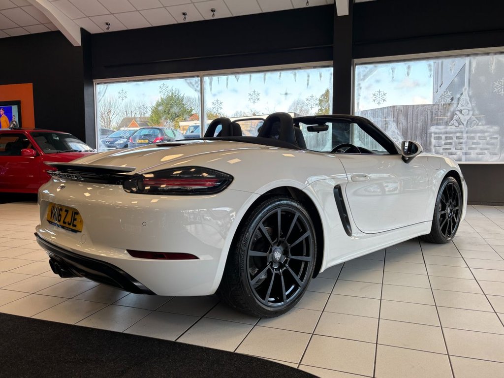 Used Porsche 718 Boxster 2016 for sale - 76867617: Photo 22