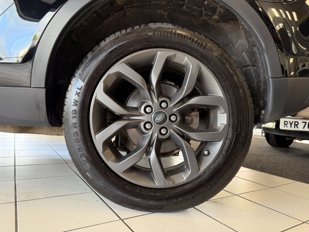 Used Land Rover Discovery Sport 2019 for sale - 77319543: Photo 14