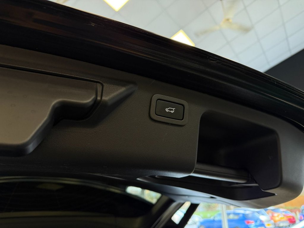 Used Land Rover Discovery Sport 2019 for sale - 77319543: Photo 39