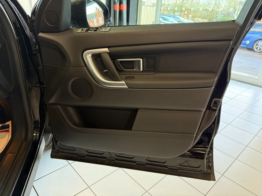 Used Land Rover Discovery Sport 2019 for sale - 77319543: Photo 45