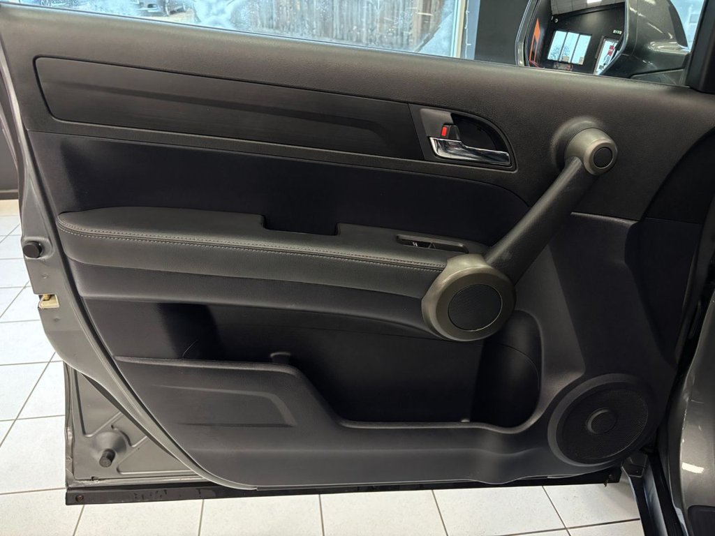 Used Honda CR-V 2011 for sale - 76986279: Photo 31