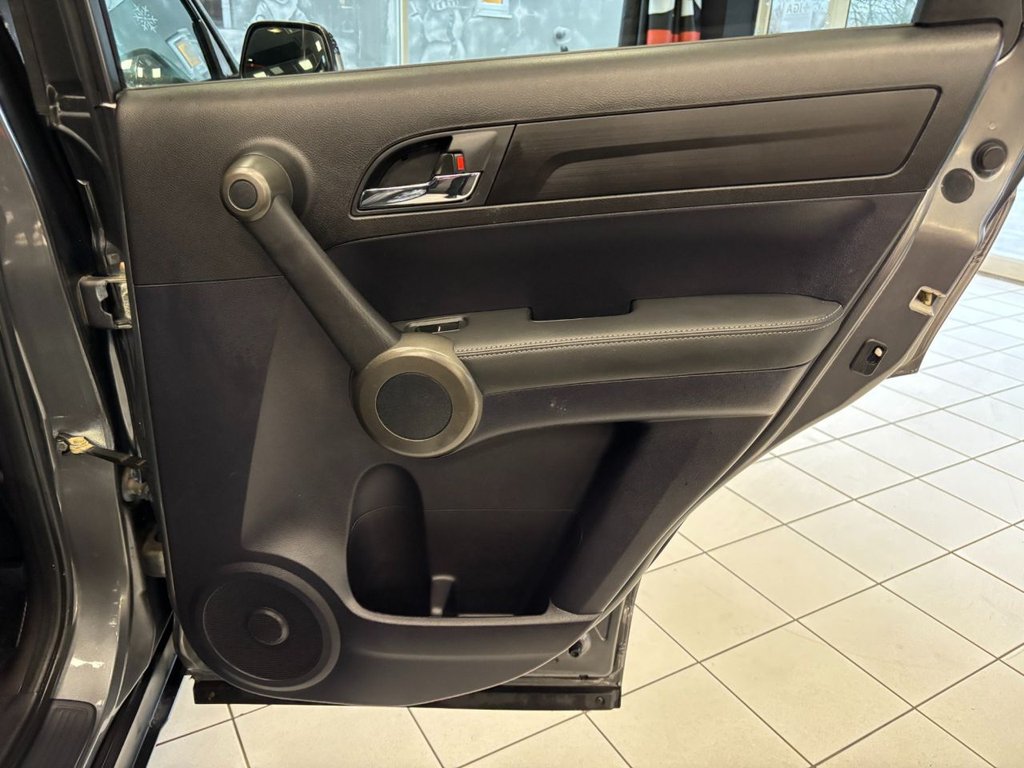 Used Honda CR-V 2011 for sale - 76986279: Photo 37