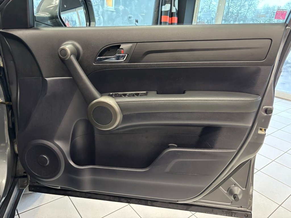 Used Honda CR-V 2011 for sale - 76986279: Photo 38